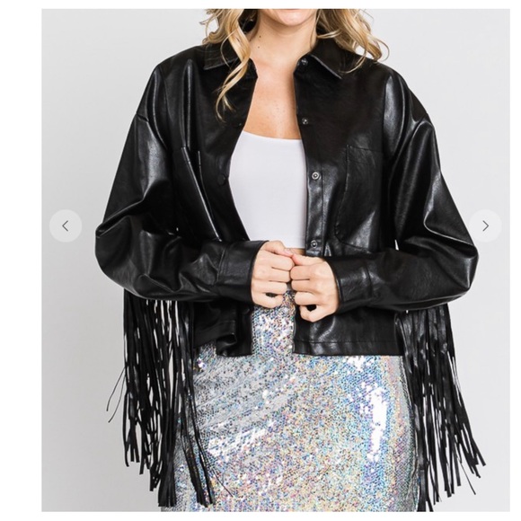 28 Fabulous Boho Faux Leather Fringed Jacket - Picture 3 of 5